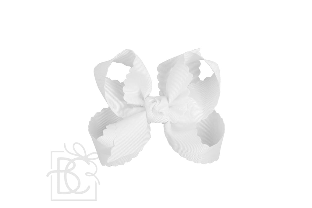 SCALLOPED EDGE BOW ON ALLIGATOR CLIP